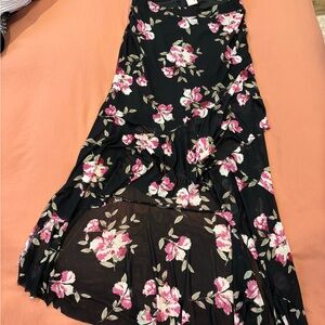 AMERICAN RAG WOMEN BLACK FLORAL PRINT HIGH-LOW SKIRT JUNIORS